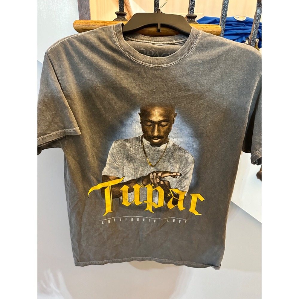 2pac tee small